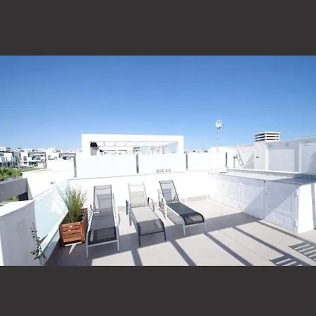 Oasis Beach, Punta Prima, Torrevieja Alicante Exterior photo